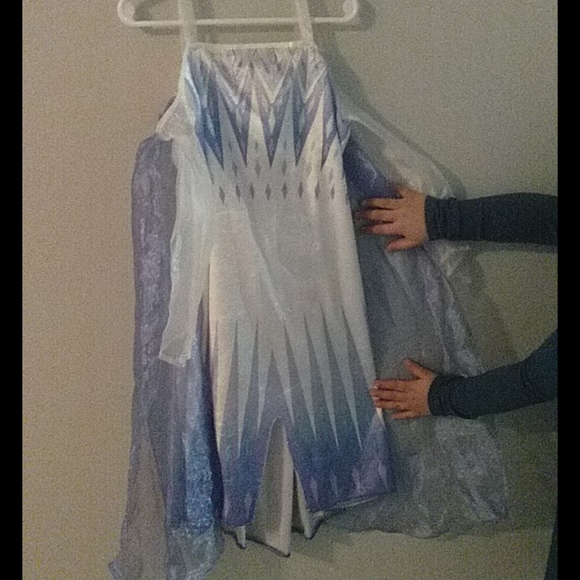 It is a Disney Elsa dress - Picture 1 of 6